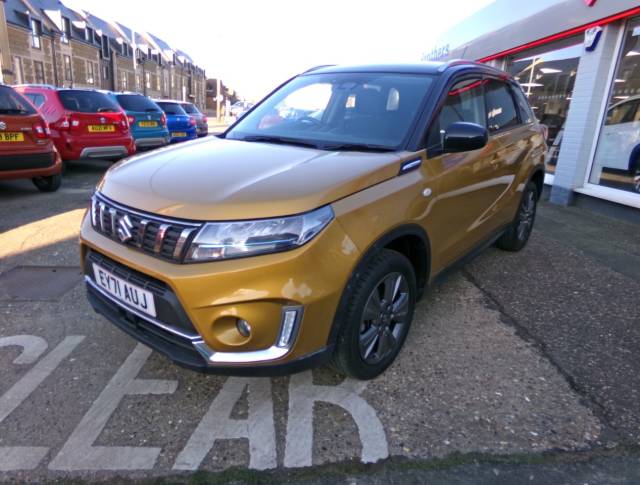 Suzuki Vitara 1.4 Boosterjet 48V Hybrid SZ-T 5dr Auto Hatchback Petrol Yellow/black